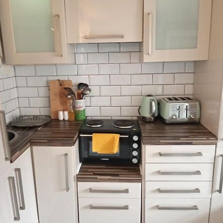 Little Dorrit Studio Flat 5 Rochester Me1 1Xz 斯特鲁德 外观 照片